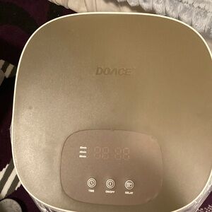 Doace Towel Warmer in White